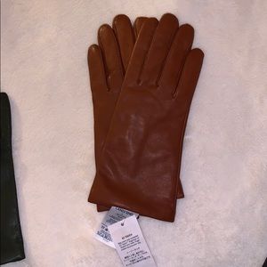 Brand new women’s brown leather EZ Touch gloves